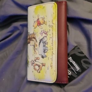 Disney Loungefly Winnie the Pooh clutch wallet